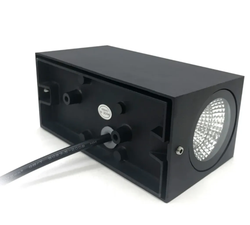 Zidna lampa dvostrana 10W aluminijum crna (R-1)
