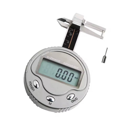 Mikrometar 0–25 mm sa LCD displejem preciznost 0.01 mm (AA-1)