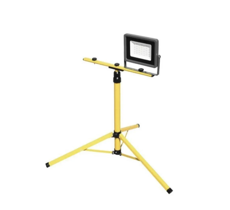 Teleskopski metalni stalak – tripod za reflektore 610–1550 mm  (R-1)