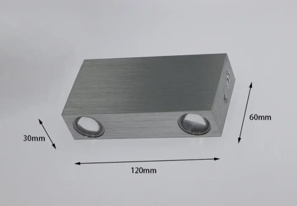 Aluminijumska zidna lampa 4W IP65 sa senzorom dan/noć (R-1)