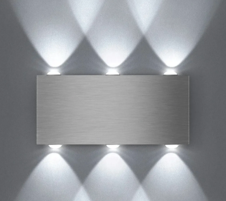 Elegantna zidna LED lampa od aluminijuma (R-1)