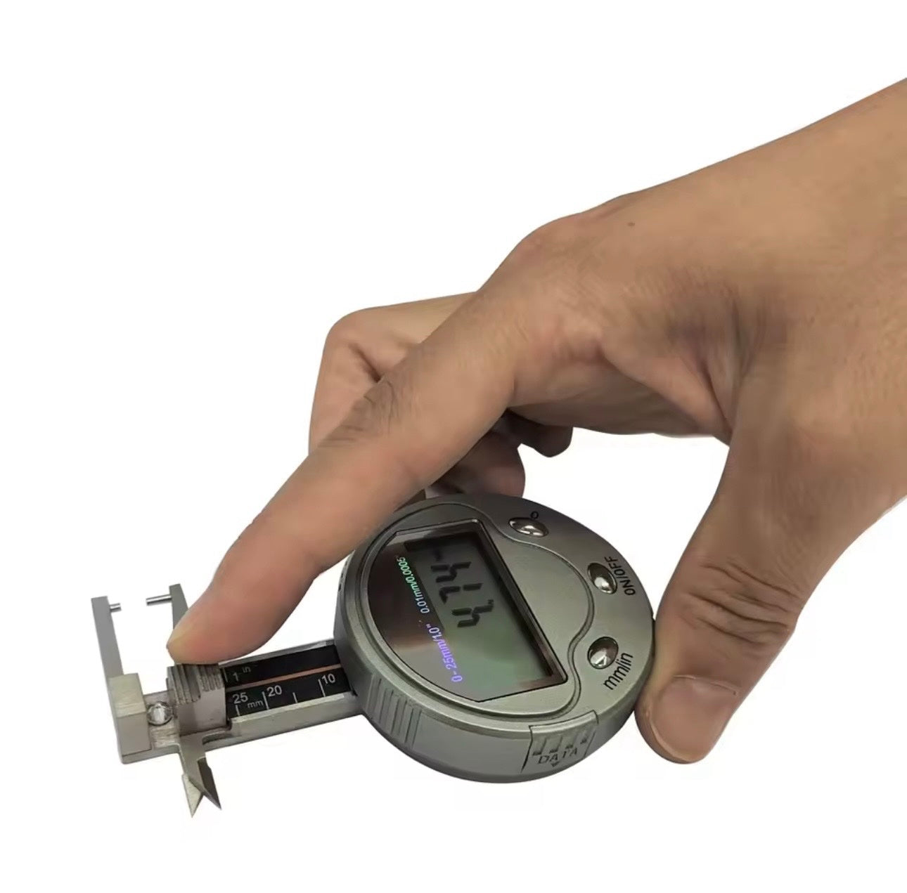 Mikrometar 0–25 mm sa LCD displejem preciznost 0.01 mm (AA-1)