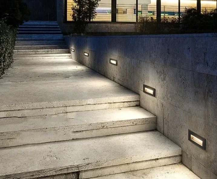 Ugradna aluminijumska lampa za zid 3W (R-1)
