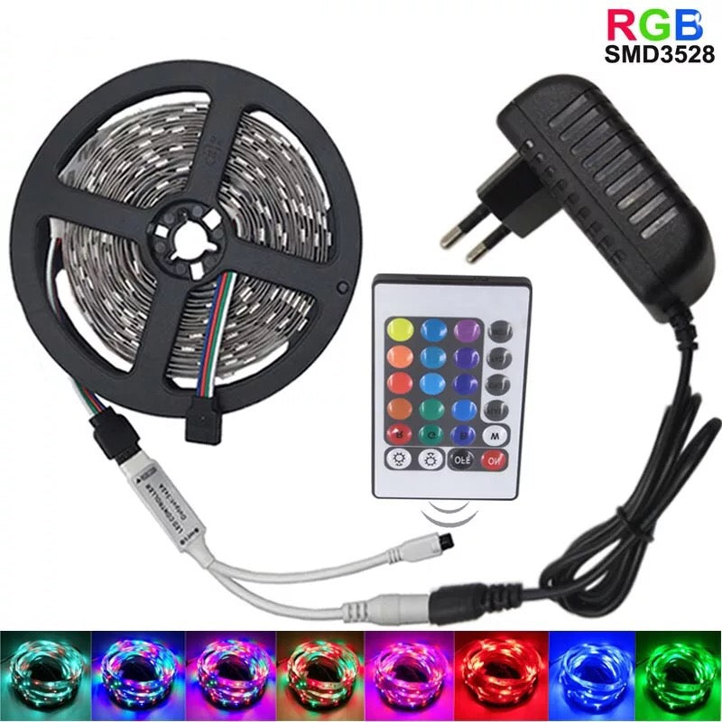 RGB LED traka 5m sa daljinskim upravljačem delimično vodootporna (LT-1)